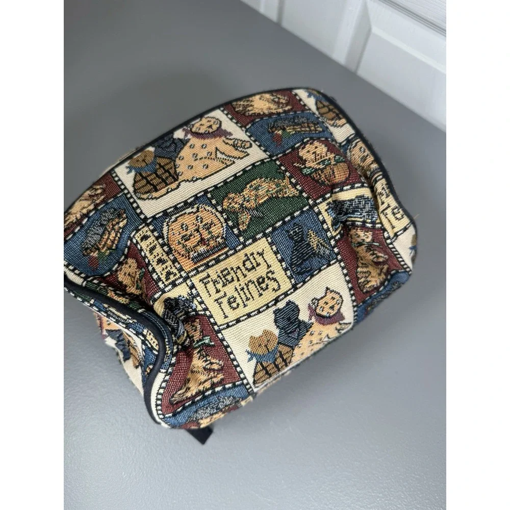 Vintage Friendly Felines Cats Tapestry Makeup Cosmetic Travel Bag Mirror Totes